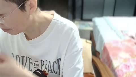 Snapshot of cbz112233 chatting on 20, 9, 2025 ANNYANNY online show from 20, 9, 2025