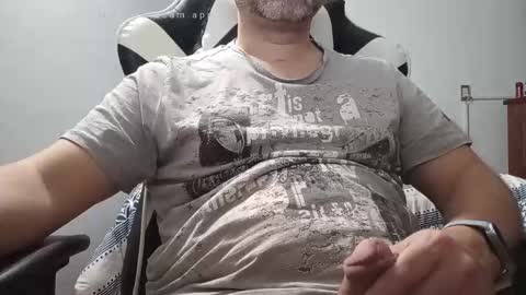 Snapshot of ccmhp1 chatting on 7, 11, 2025 Tomys online show from 7, 11, 2025