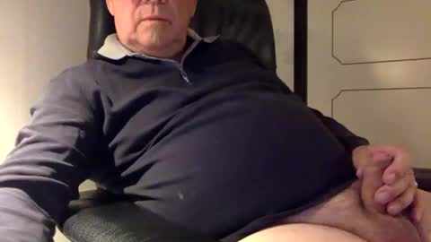 Snapshot of ccpower chatting on 18, 12, 2024 ccpower online show from 18, 12, 2024