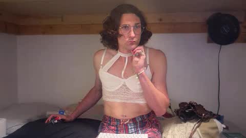 Allie North online show from 25, 4, 2026