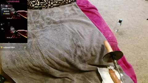 Snapshot of cdude223 chatting on 4, 4, 2026 Boy looking for older men for first bottoming experience online show from 4, 4, 2026