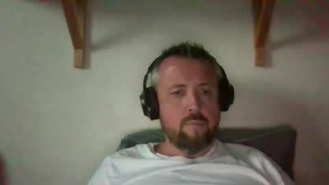 Snapshot of cebcool chatting on 14, 12, 2025 Sb online show from 14, 12, 2025