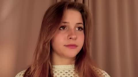 Lina  online show from 5, 12, 2025