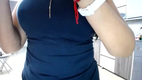 Snapshot of cecihotty4u chatting on 16, 2, 2025 ceci online show from 16, 2, 2025