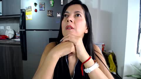 Snapshot of cecihotty4u chatting on 17, 2, 2025 ceci online show from 17, 2, 2025