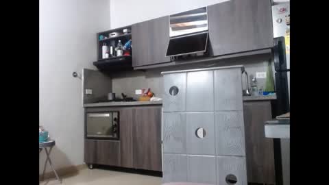 Snapshot of cecihotty4u chatting on 26, 9, 2025 ceci online show from 26, 9, 2025