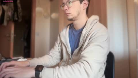 Snapshot of ceedm91 chatting on 4, 11, 2025 ceedm91 online show from 4, 11, 2025