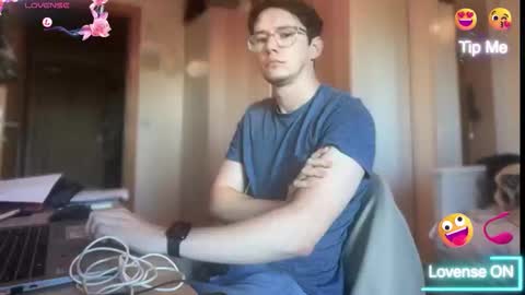 Snapshot of ceedm91 chatting on 13, 11, 2025 ceedm91 online show from 13, 11, 2025