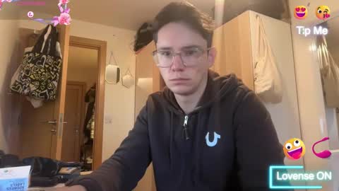 Snapshot of ceedm91 chatting on 3, 2, 2026 ceedm91 online show from 3, 2, 2026