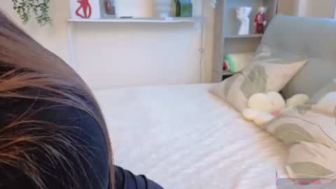Snapshot of cel1ne_secret chatting on 18, 7, 2026 Josie Manesi online show from 18, 7, 2026
