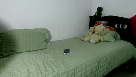 Snapshot of celessteseductora chatting on 24, 4, 2026 celessteseductora online show from 24, 4, 2026
