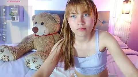 Snapshot of celeste_london chatting on 16, 5, 2026 C E L E S T E online show from 16, 5, 2026