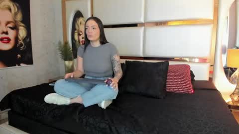 Snapshot of celeste_starsss chatting on 13, 7, 2026 celeste_starsss online show from 13, 7, 2026