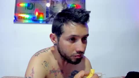 Snapshot of celeste_y_pipe chatting on 8, 1, 2025 Celeste Y Pipe online show from 8, 1, 2025