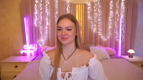 celestenoirr online show from 15, 12, 2025