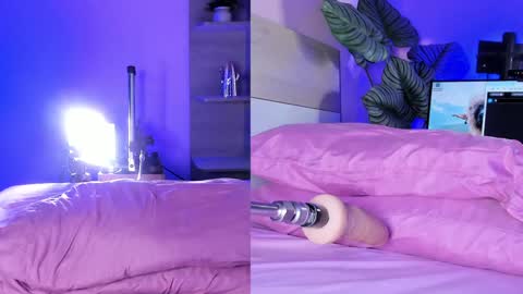 Snapshot of celesterabbit chatting on 24, 12, 2024 The girl of your eyes online show from 24, 12, 2024