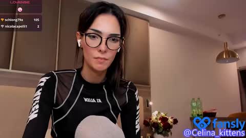 Ji-yoon online show from 3, 3, 2025