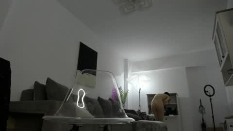 Celine Roxelle online show from 16, 5, 2026