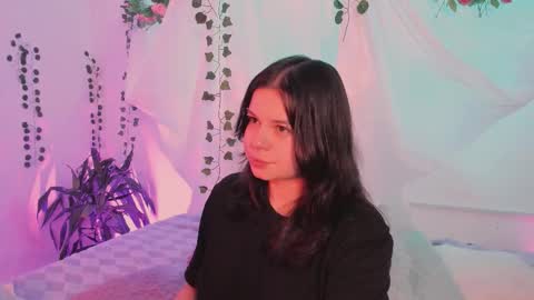 Hello guys my name is Sofi and Lizzie and  Vanessa online show from 15, 1, 2026