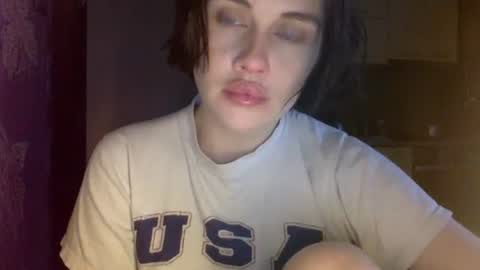 Snapshot of cerisedood82 chatting on 24, 4, 2026 Eva online show from 24, 4, 2026