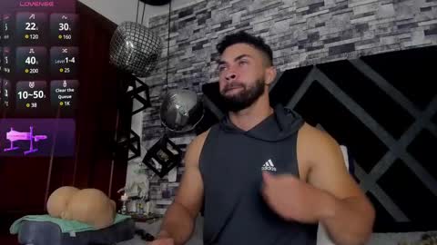 Snapshot of cesar_joness chatting on 4, 3, 2025 Cesar jones online show from 4, 3, 2025