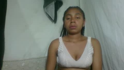 Snapshot of cettehot chatting on 13, 10, 2025 cette soa online show from 13, 10, 2025