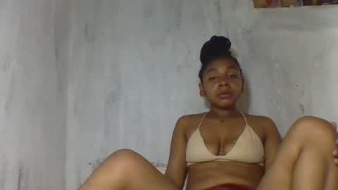 Snapshot of cettehot chatting on 19, 11, 2025 cette soa online show from 19, 11, 2025