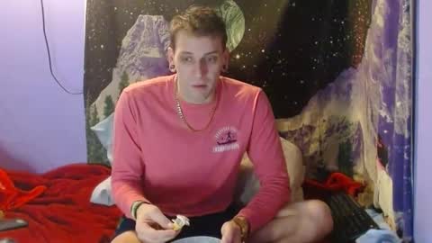 Snapshot of cguffey2284 chatting on 6, 1, 2025 cguffey2284 online show from 6, 1, 2025