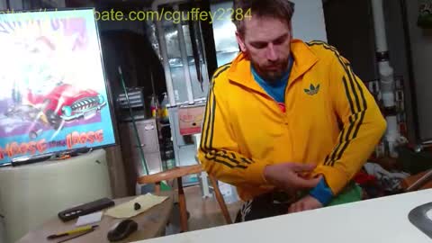 cguffey2284 online show from 21, 12, 2025