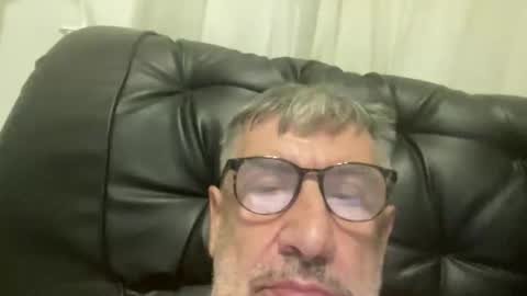Snapshot of champsex305610 chatting on 9, 4, 2026 champsex305610 online show from 9, 4, 2026