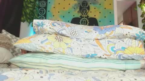 Chanel M. online show from 15, 11, 2025