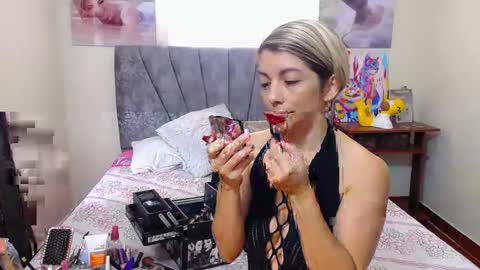 Snapshot of chanel_joliee chatting on 3, 10, 2025 chanel online show from 3, 10, 2025