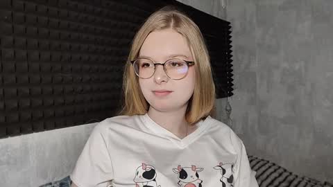 Lia online show from 2, 3, 2026