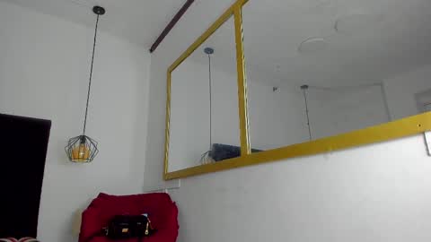 chanellejohnson_ online show from 13, 2, 2025