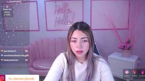 Snapshot of channel_blonde_a chatting on 3, 1, 2025 channel_blonde_a online show from 3, 1, 2025