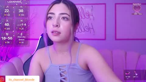 Snapshot of channel_blonde_a chatting on 9, 1, 2025 channel_blonde_a online show from 9, 1, 2025