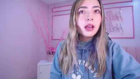 Snapshot of channel_blonde_a chatting on 23, 1, 2025 channel_blonde_a online show from 23, 1, 2025