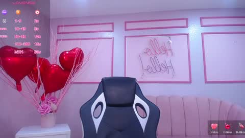 Snapshot of channel_blonde_a chatting on 6, 2, 2025 channel_blonde_a online show from 6, 2, 2025