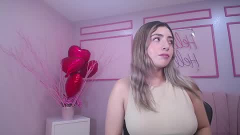 Snapshot of channel_blonde_a chatting on 25, 2, 2025 channel_blonde_a online show from 25, 2, 2025