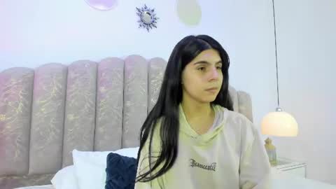 Snapshot of channel_sofia chatting on 5, 7, 2026 Channel Sofia online show from 5, 7, 2026