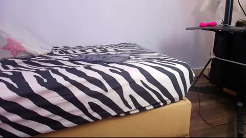 Snapshot of chantal_taylor_ chatting on 17, 10, 2025 Raquel  online show from 17, 10, 2025