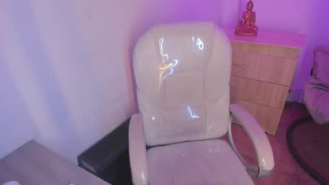 Chantall online show from 16, 12, 2025