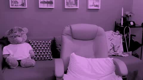 The Queen online show from 24, 4, 2026