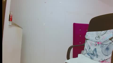 chantal sweety  and horny latina for u online show from 25, 2, 2026