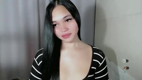 Snapshot of chantelle_fuckdoll chatting on 10, 3, 2025 CHANTELLE online show from 10, 3, 2025