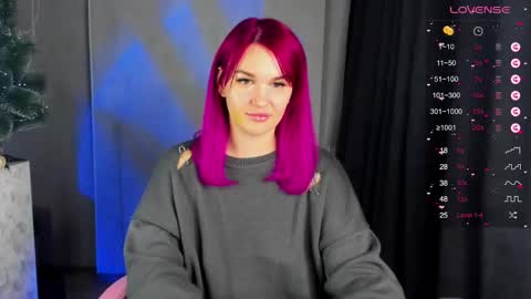 Suzanna Snow online show from 9, 12, 2024
