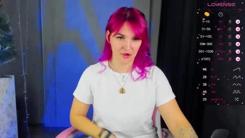 Suzanna Snow online show from 24, 12, 2024