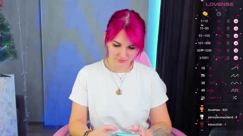 Suzanna Snow online show from 24, 12, 2024