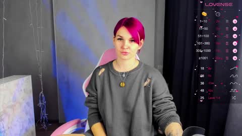 Suzanna Snow online show from 4, 1, 2025