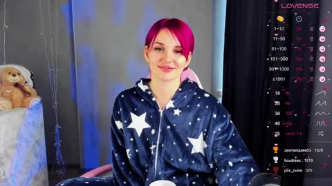 Suzanna Snow online show from 5, 1, 2025
